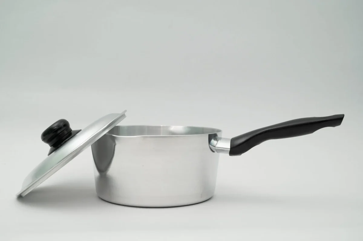 Aluminium Milkpan With Lid - Image 1
