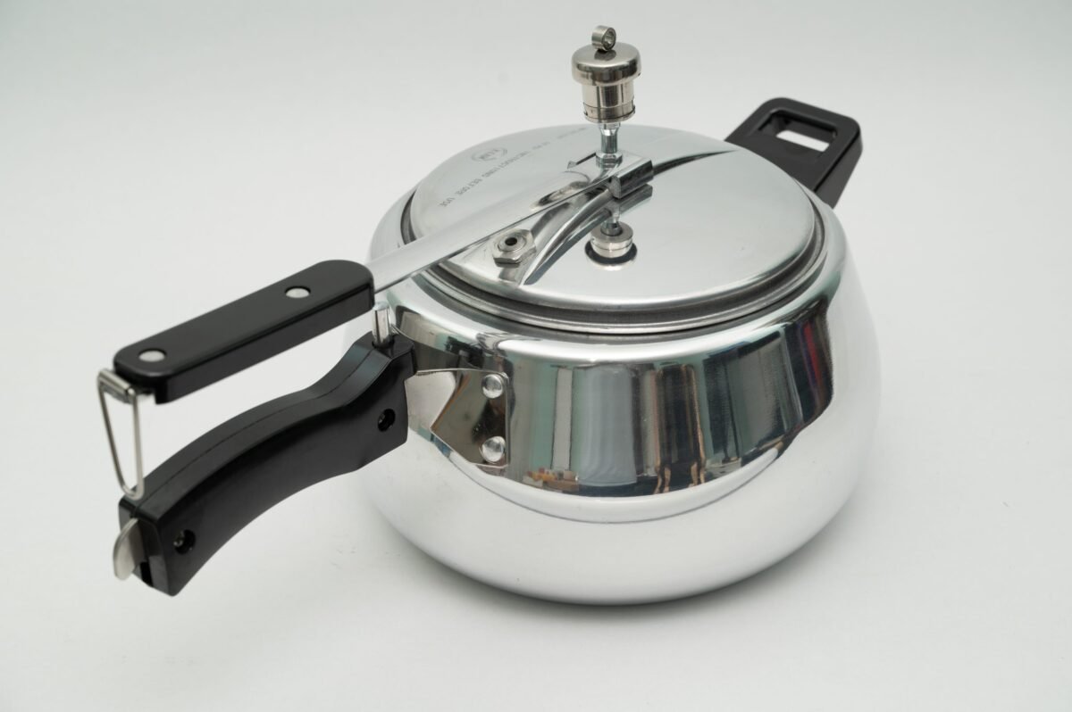 Pressure Cooker Queen - White - Image 4