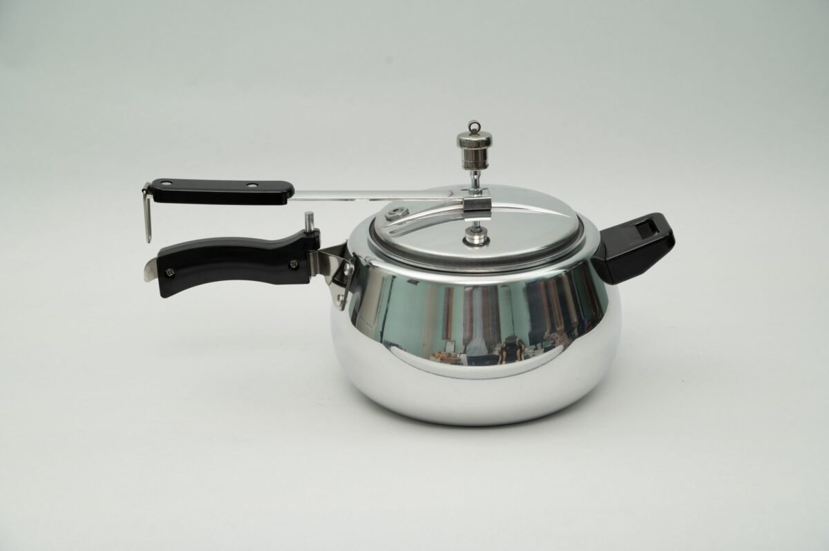 Pressure Cooker Queen - White - Image 3