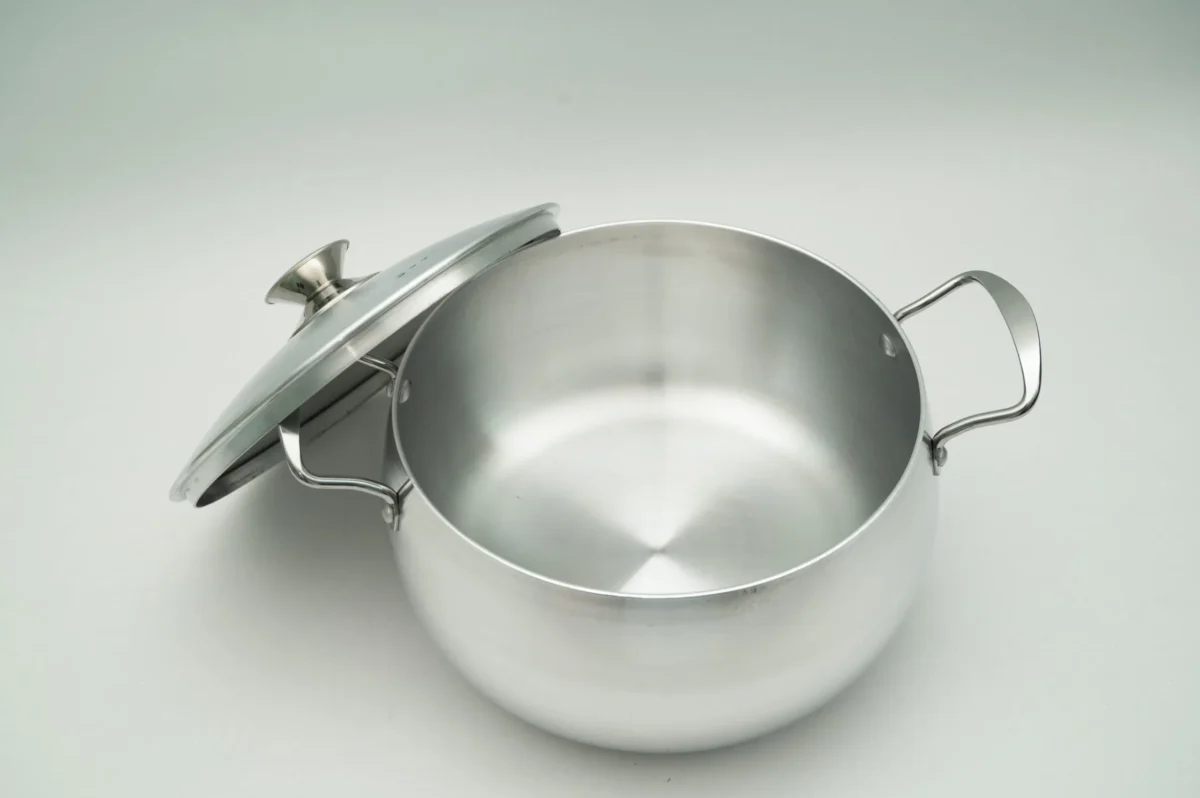Aluminium Belly Shape Saucepan - Image 1