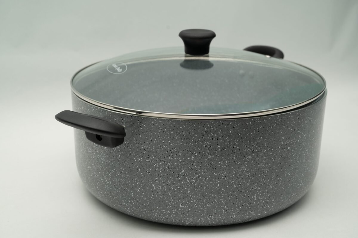 Non-Stick Casserole With Glass Lid - Image 3